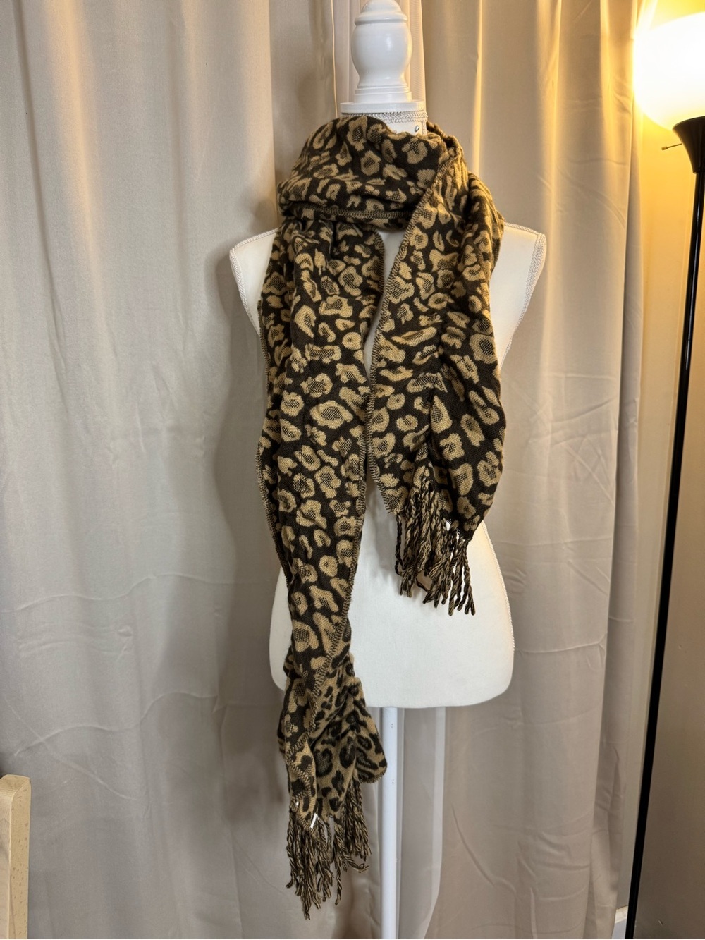 Leopard Print Fringe Knit Scarf in Black and Tan